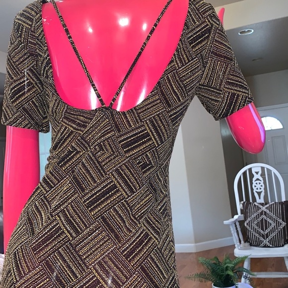 Paper Crane Sexy Dress - Picture 4 of 8